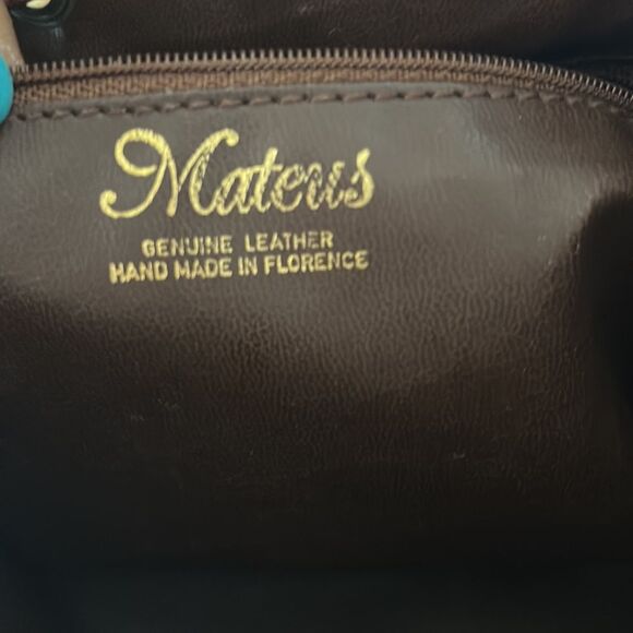 Mateus Genuine brown leather cross bag - Picture 8 of 8